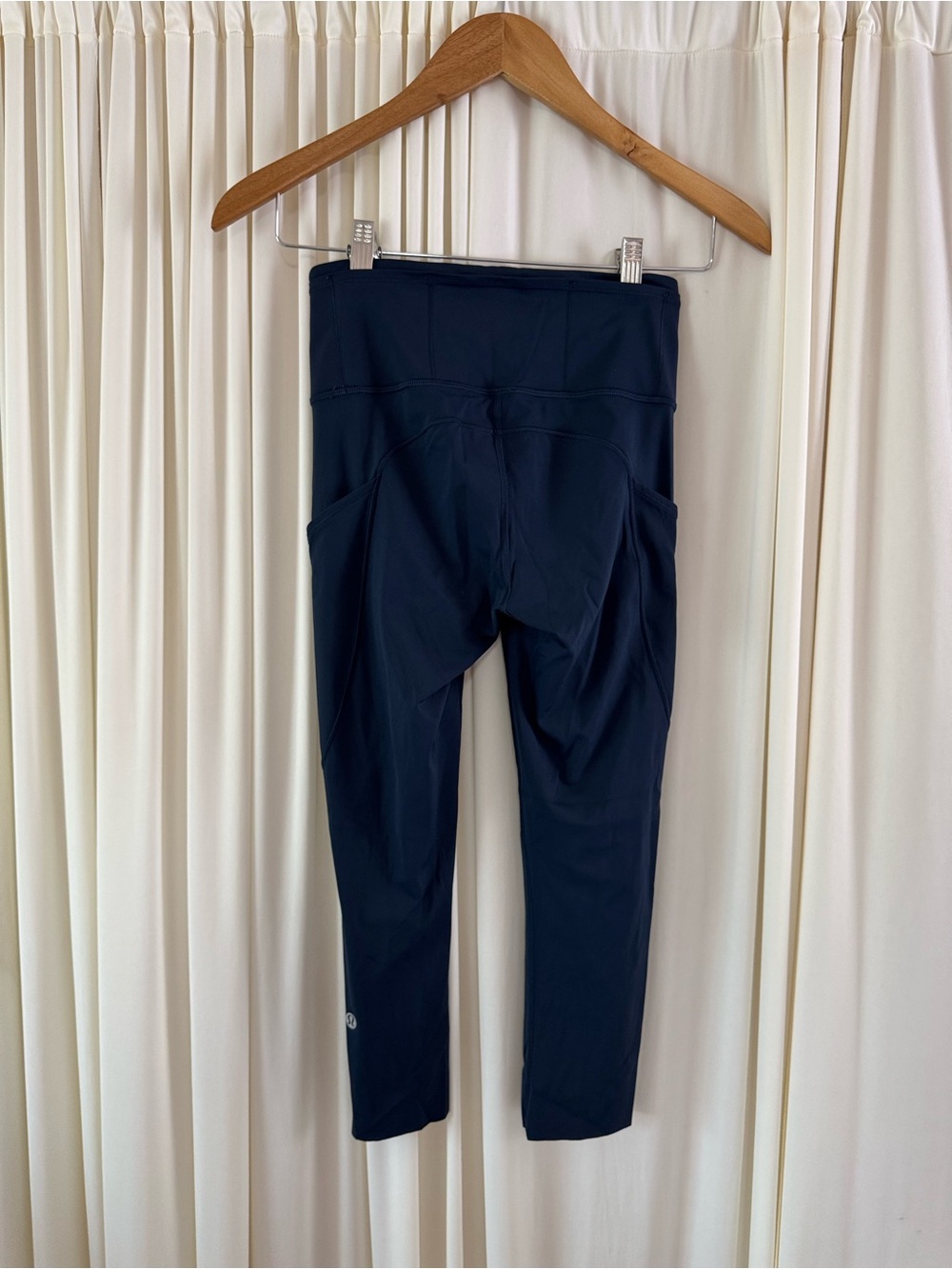 Lululemon Fast and Free Crop II 19" True Navy Capri Leggings Sz 4 Pilates Hiking - Picture 5 of 8
